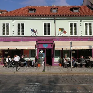 https://apartments-u-svejku.praguehotelsweb.com